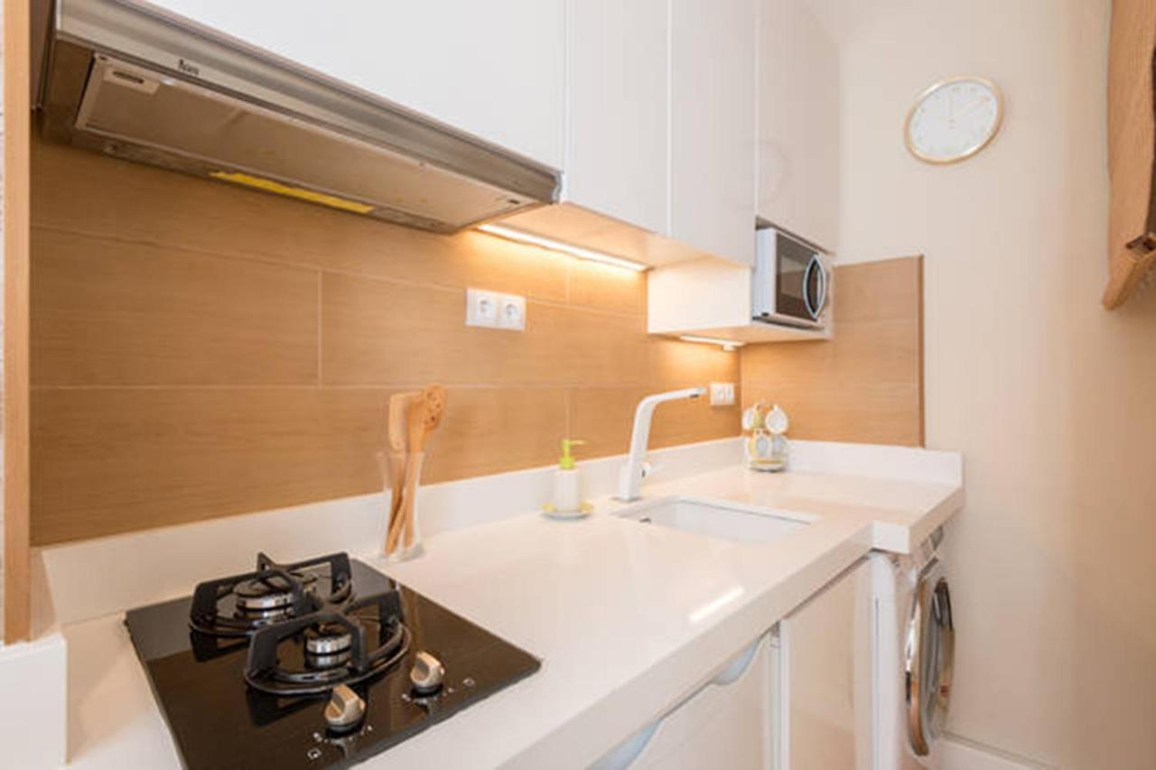 Apartasuite Centro Historico Atico Tranquilo Y Luminoso En El Corazon De Granada Eksteriør bilde
